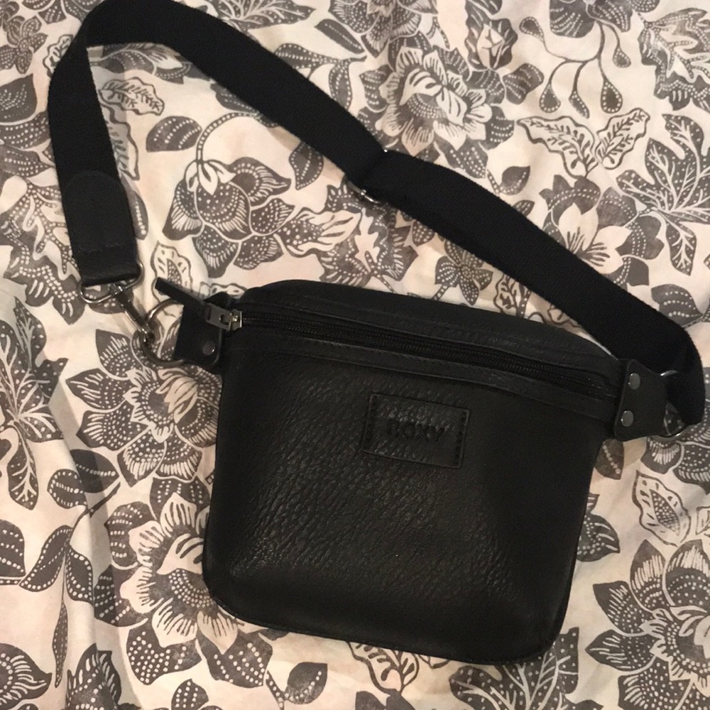 Roxy Fanny pack